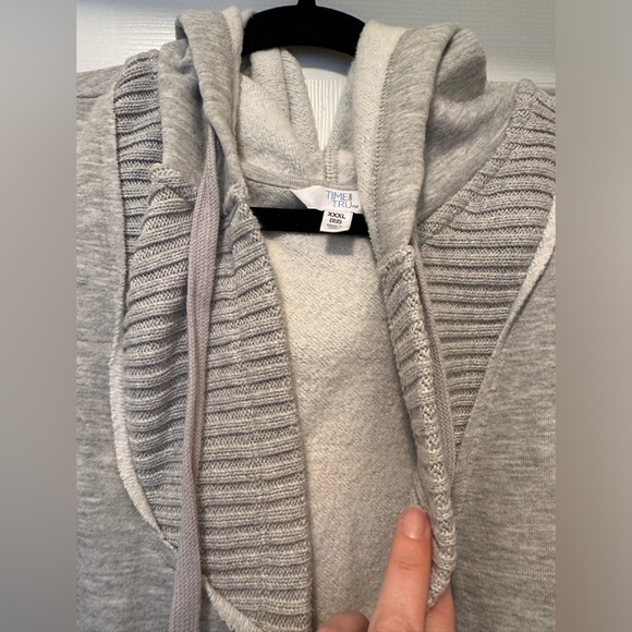 Time & Tru mixed media women’s hooded sweater - Picture 7 of 8